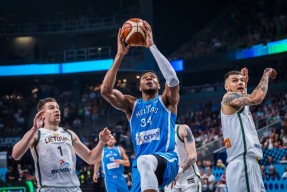 关于转折点！深圳男篮回应争议，欧超杯集结日攻防权衡，底气十足，赛季目标并未改变的信息-开云